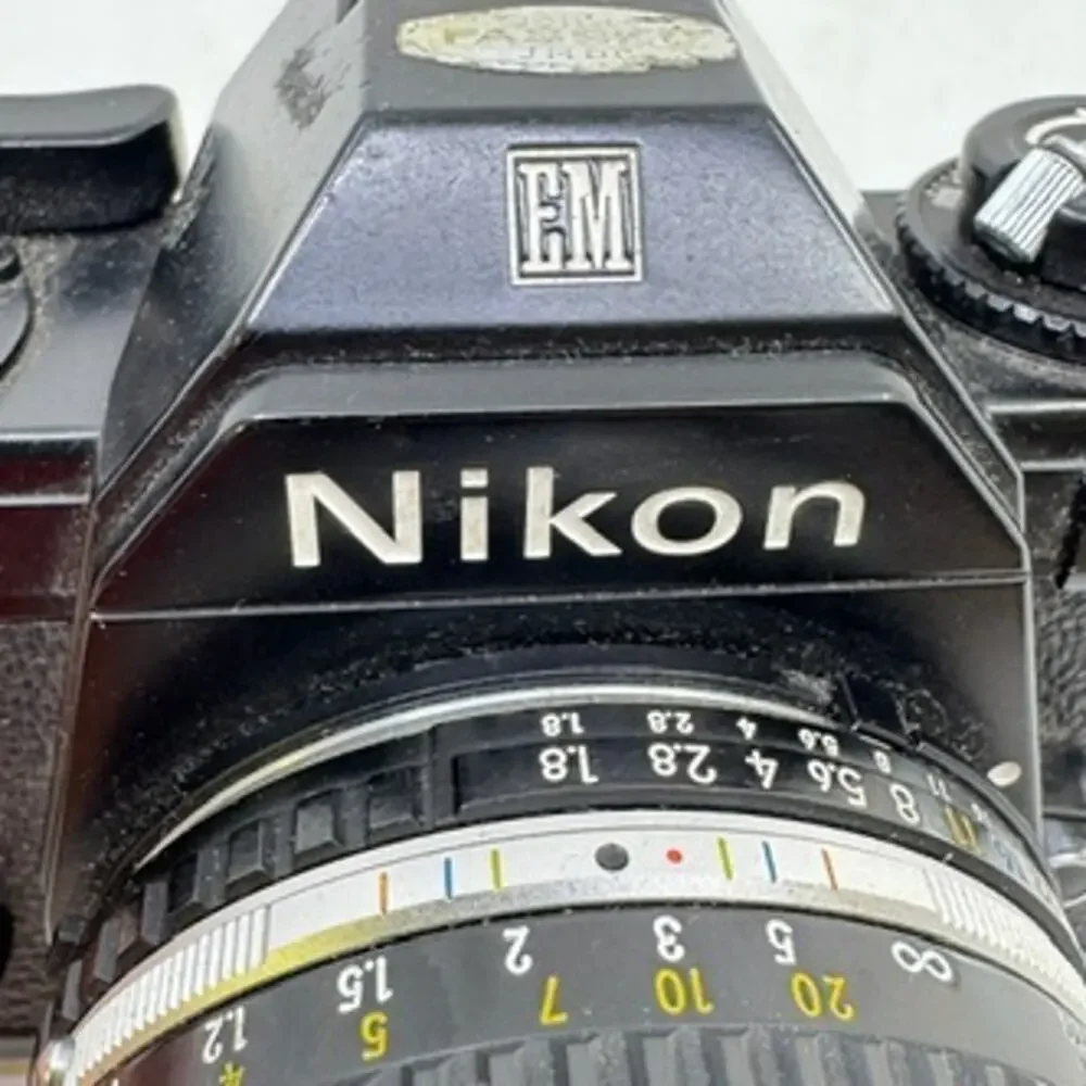 Nikon vintage em